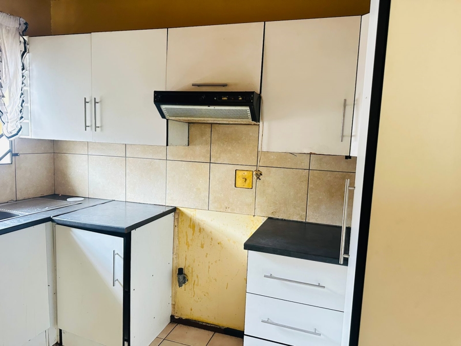 2 Bedroom Property for Sale in Amalinda Eastern Cape